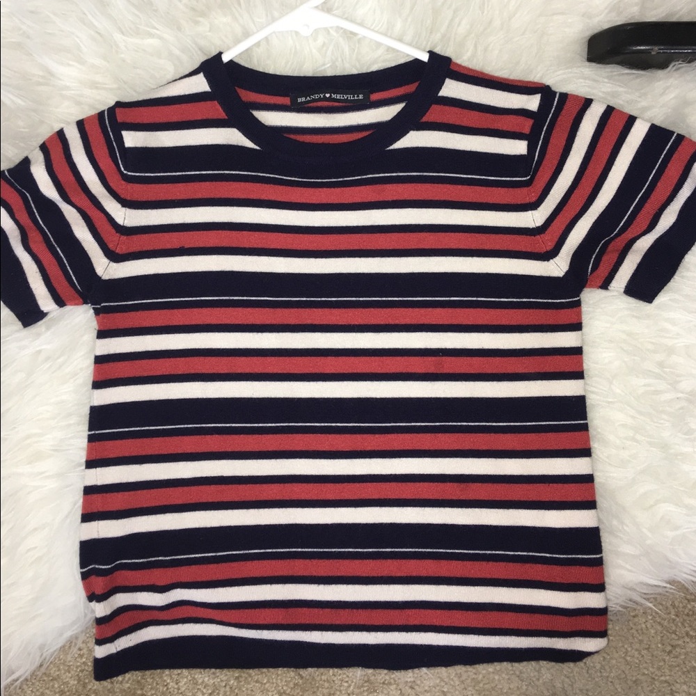 Brandy Melville shirt